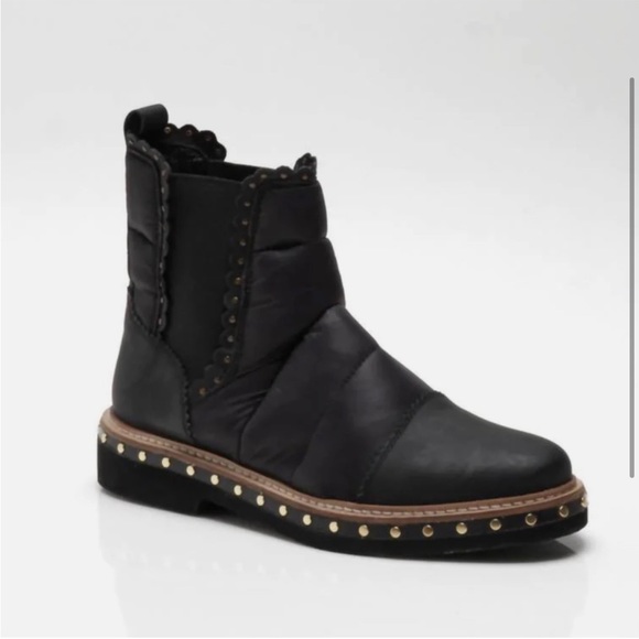 NWOT Free People Atlas Puffer Chelsea Stud Boot - Picture 2 of 7